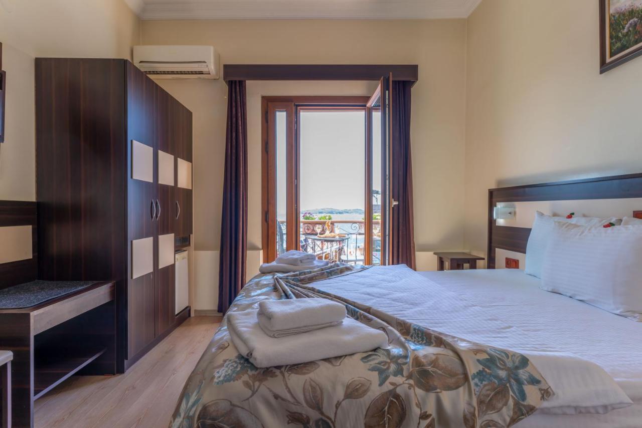 Hotel Karacam Foca Εξωτερικό φωτογραφία